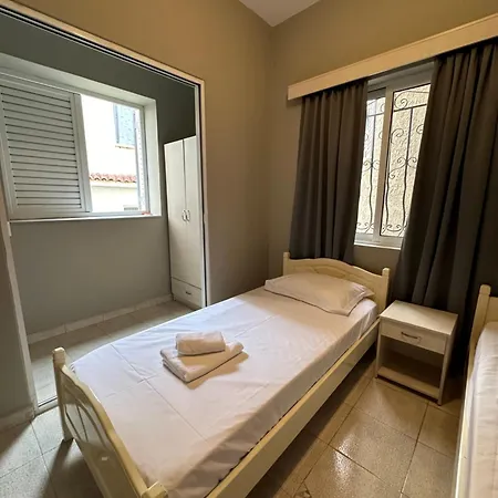 Olivias Center 아파트 Sarandë
